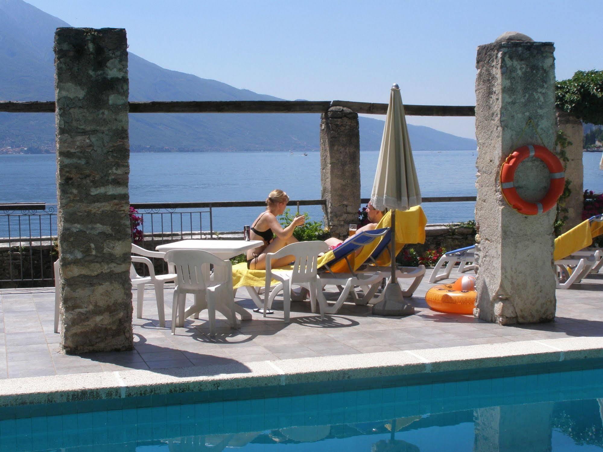 Villa Romantica Hotel Limone sul Garda Kültér fotó